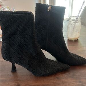 Zara Textured Black Heeled Boots